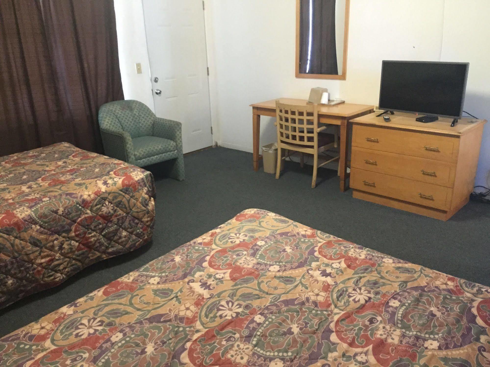 Travel Inn Of סברינג מראה חיצוני תמונה